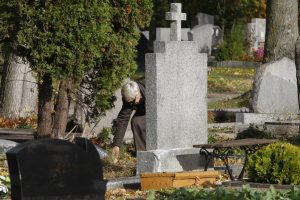 Joniškės kapinėse – atnaujinimo darbai