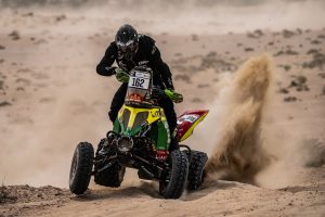 „Abu Dhabi Desert Challenge“: L. Kancius antrą etapą pradėjo nemaloniu netikėtumu