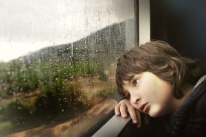 Netinkamą elgesį patyrę vaikai 4 kartus dažniau serga psichinėmis ligomis. Ką daryti?