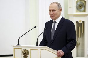 V. Putinas Baltarusiją pavertė branduoline įkaite: tai – žinutė Vakarams