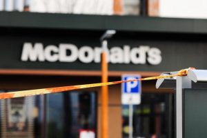 Moters pykčio proveržis „McDonald's“: pasigedusi kečupo, sumušė restorano vadybininką