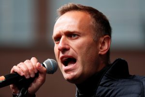 Berlyno klinika: A. Navalnas pabudo iš dirbtinės komos