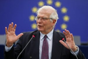 J. Borrellis: Ukraina laimės, o Rusija bus patraukta atsakomybėn