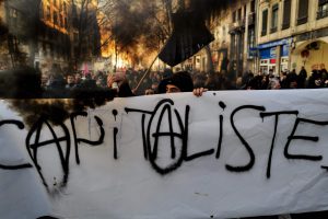 Prancūzijoje – penktoji protestų prieš pensijų reformą diena