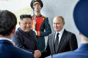 Ar Kim Jong Unas duos ginklų V. Putinui?