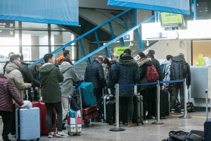 Vilniaus oro uosto veikla atnaujinta: dėl pranešimo apie bombą vėlavo du skrydžiai