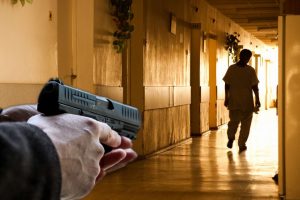 Vilniuje iš psichiatrijos ligoninės pasišalinusio vyro namuose – ginklai ir narkotikai