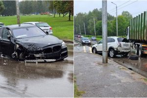 Lietingą rytą – avarija po avarijos: Ašigalio gatvėje gali strigti eismas