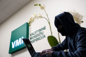 Marijampolietė spustelėjo esą iš VMI gautą nuorodą ir sukčiams atidavė 1,5 tūkst. eurų