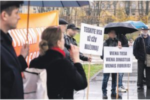 Žodžio laisvė negina teisės skleisti melą