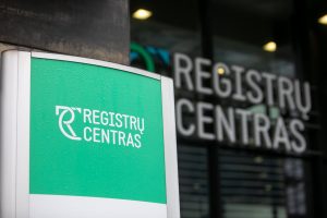 Notarai: Registrų centras neužtikrina galimybės tikrinti informaciją apie įmonių naudos gavėjus