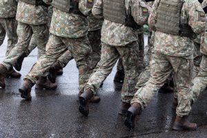 Parlamentarai spręs dėl draudimo kariams vykti į Lietuvai nedraugiškas šalis