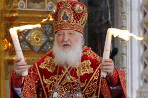 Ukraina paskelbė Rusijos stačiatikių bažnyčios patriarcho Kirilo paiešką