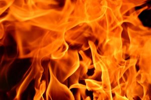 Tauragės rajone gesindamas gaisrą apdegė vyras