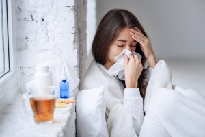 Sergamumas gripu, COVID-19 sumenko, peršalimo ligomis – ūgtelėjo