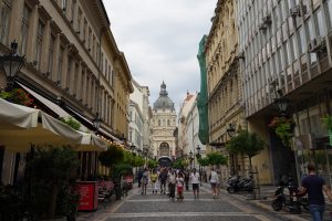 Vengrijos VRM patvirtino, kad su Kinija susitarta dėl bendro patruliavimo Vengrijos miestuose