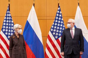 JAV: pasikalbėjome su Rusija apie abipusius žingsnius, perspėjome dėl Ukrainos