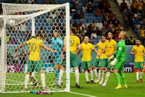 Euforija Australijoje: danus įveikusi nacionalinė futbolo rinktinė žais atkrintamosiose 