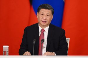Xi Jinpingas ragina ŠBO šalių vadovus stiprinti tarpusavio ryšius, V. Putinas giria paramą