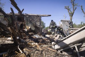 Rusijos smūgis Charkivui: sugriauta ir apgadinta daugiau kaip 30 privačių gyvenamųjų namų