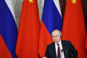 V. Putinas: Kyjivas ir Vakarai neatrodo pasirengę įgyvendinti Kinijos taikos planą