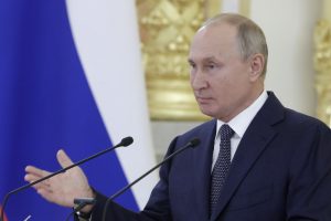 V. Putinas: Rusija žiūri į Armėniją ir Azerbaidžaną kaip į lygius partnerius