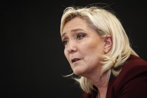 M. Le Pen turės stoti prieš teismą dėl ES lėšų pasisavinimo skandalo