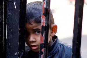 JT: Gazos Ruože mažiausiai 17 tūkst. vaikų atskirti nuo tėvų