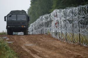 Savaitgalį iš Baltarusijos į Lenkiją mėgino nelegaliai patekti daugiau kaip 800 migrantų