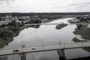 Kaune bus statomas pėsčiųjų tiltas tarp senamiesčio ir Vilijampolės