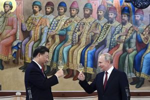 Rusija ir Kinija paskelbė bendrą deklaraciją, kurioje kritikuoja JAV ir NATO