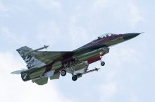 Danija paskelbė perduosianti Ukrainai dar vieną naikintuvų F-16 partiją