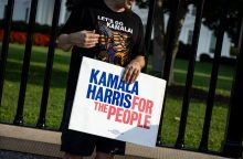 Įtakingi JAV demokratai remia K. Harris kandidatūrą prezidento rinkimuose