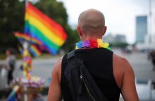 Ataskaita: LGBT asmenų diskriminacija Lenkijai kasmet kainuoja milijardus eurų