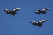 Gynybos ministras: Rusijos pajėgos grasino numušti patruliuojančius prancūzų lėktuvus