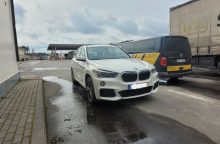 Muitininkai sulaikė į Baltarusiją pardavimui gabentą automobilį