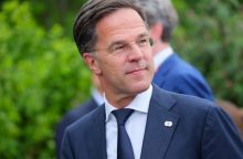 M. Rutte tikisi užsitikrinti Vengrijos paramą savo kandidatūrai į NATO vadovus