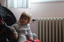 Į Vilniaus rajoną lėkė ugniagesiai: radiatoriuje užstrigo vaiko ranka