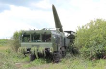 Rusija Baltarusijoje dislokuos branduolinį ginklą galinčias nešti raketas