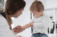 Londone aptikus poliomielito viruso pėdsakų siūloma skiepyti vaikus stiprinančiąja doze