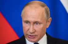 V. Putinas pareiškė, kad Rusija turėtų gaminti anksčiau uždraustas raketas