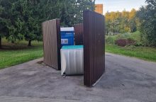 Išlieti pykčio – į Draugystės parką: suniokoti biotualetai