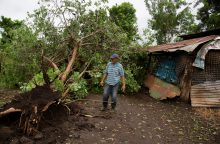 Tropinė audra „Bonnie“ Centrinėje Amerikoje jau pareikalavo aukų