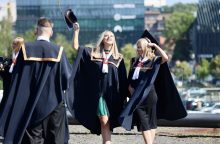 LSMU absolventams įteikti diplomai: išsipildžiusios svajonės ir pasaulinio lygio pripažinimas