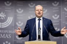 Skvernelis Lenkijoje su kolegomis aptars galimybes stiprinti gynybines iniciatyvas