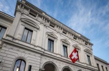 Šveicarija nepritaria prisijungimui prie darbo grupės Rusijos oligarchų pinigams susekti