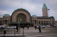 Suomija išsiunčia 9 Rusijos ambasados darbuotojus, kaltinamus žvalgybine veikla