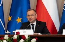 Lenkijos prezidentas sako Vašingtone paremsiantis Ukrainos siekį įstoti į NATO