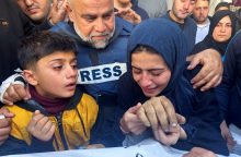 „Al Jazeera“: per Izraelio smūgį Gazos Ruože žuvo du žurnalistai